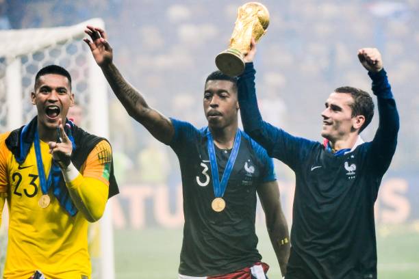 以揭示他为 以揭示他为